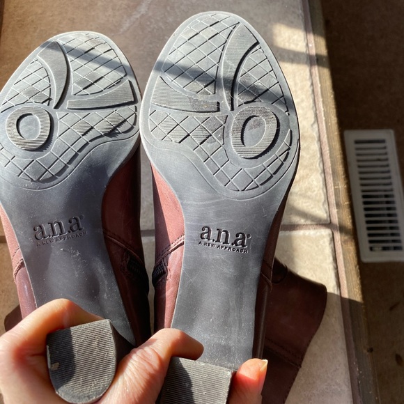 Ana Short Leather Boots - Picture 6 of 6